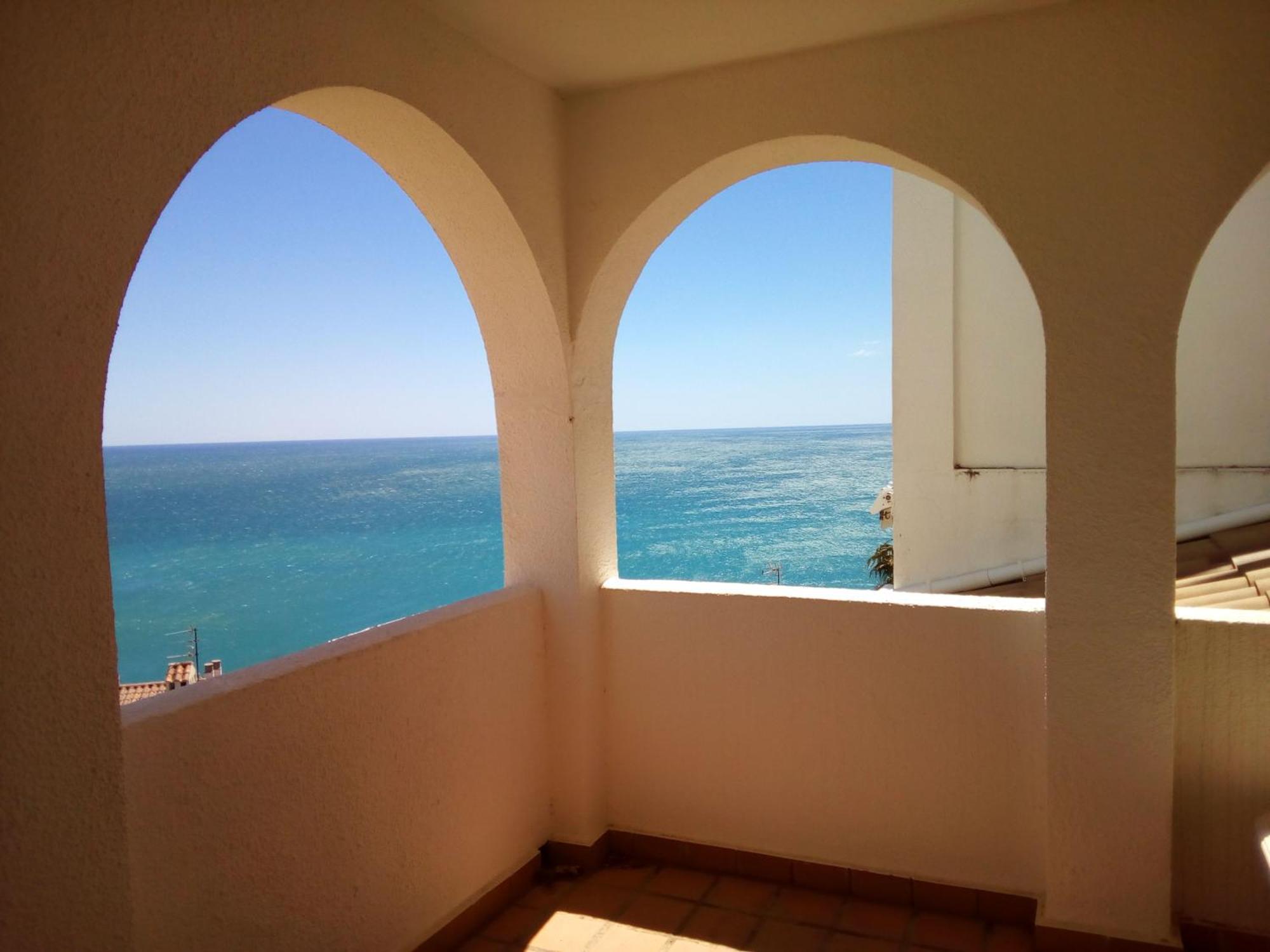 Alpen 1 Tossablanca Apartment Peniscola Ngoại thất bức ảnh